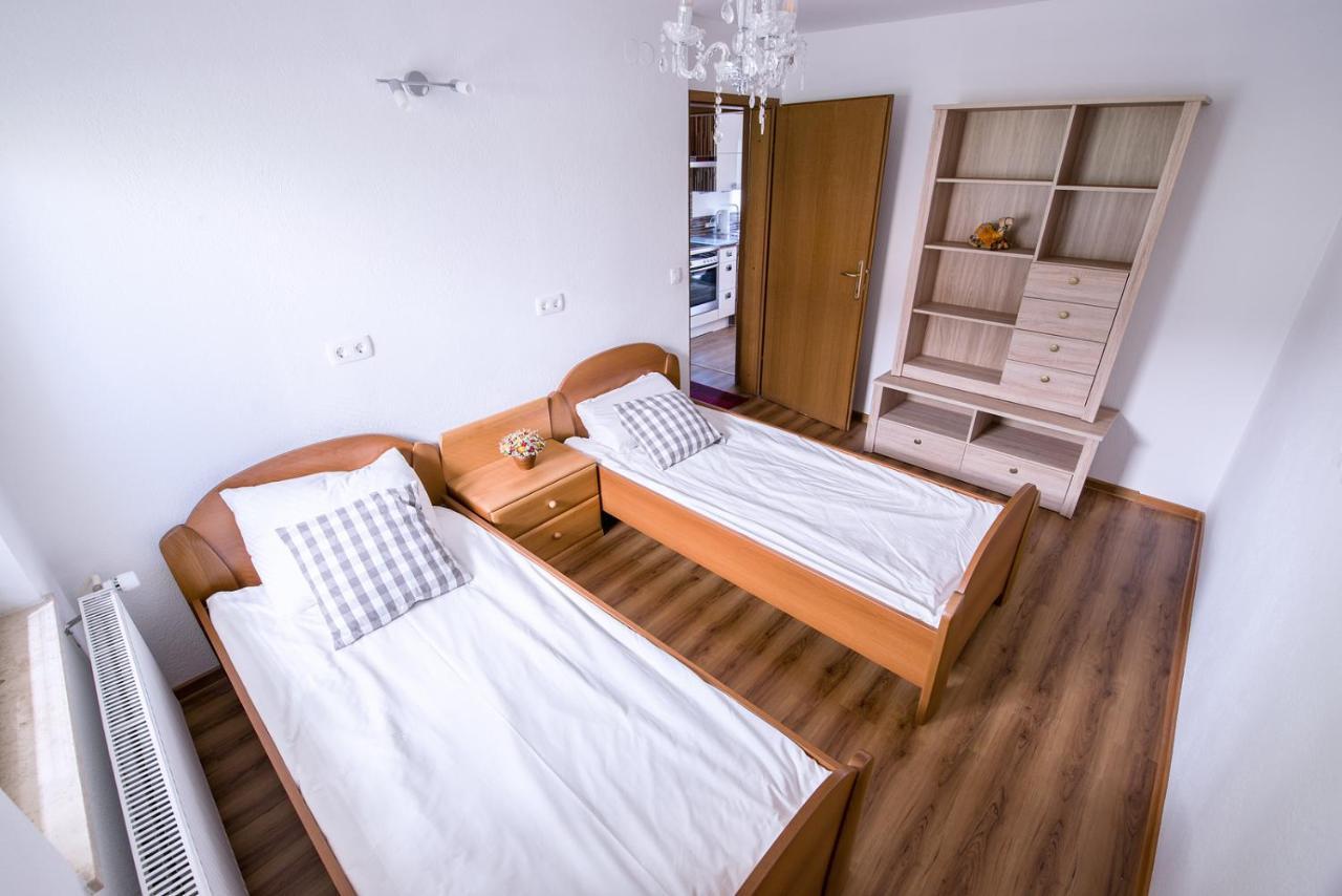 Apartmaji Baron Блед Екстериор снимка
