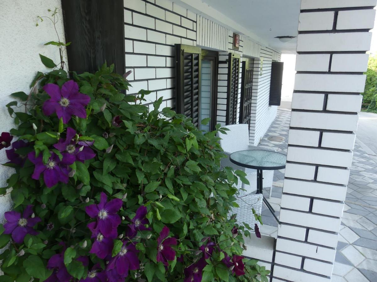 Apartmaji Baron Блед Екстериор снимка